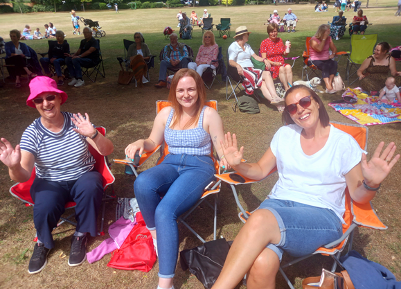 Music in the Park crowd