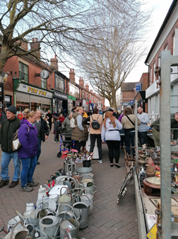 antiques in the Street
